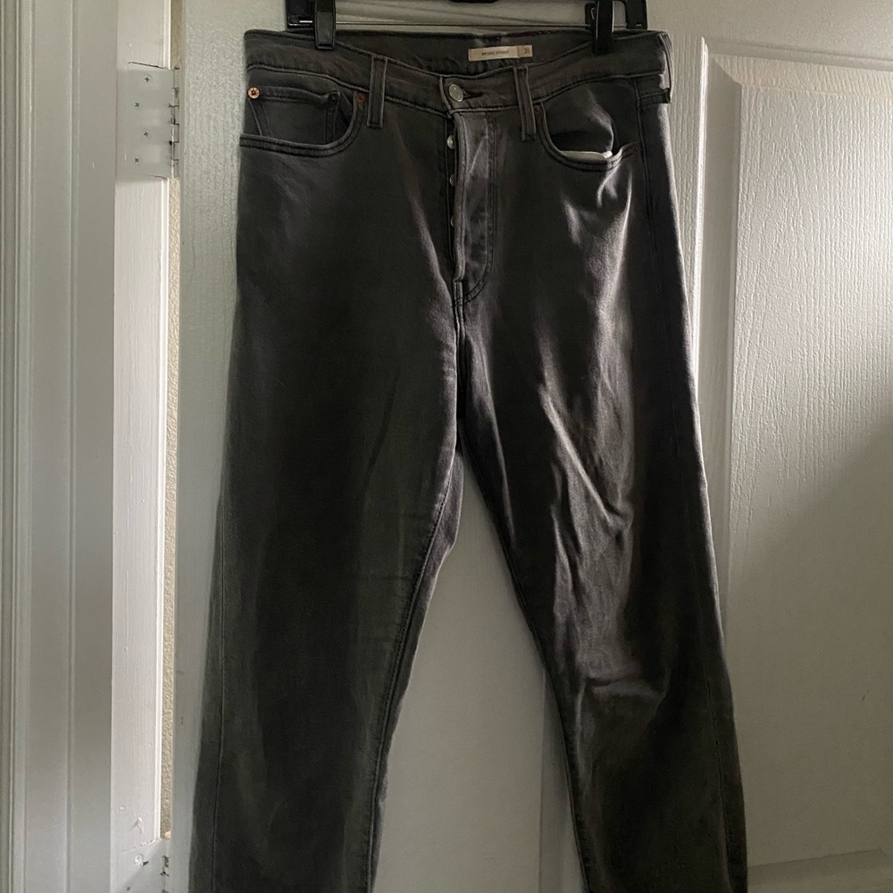 Levi’s Wedgie Denim (Dark Gray) Sz. 31